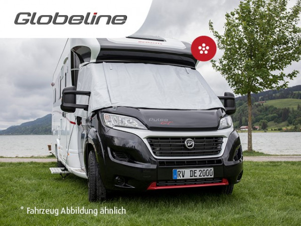 Wohnmobil von Dethleffs mit schwarzem Chassis und Thermoisolierung auf der Frontscheibe