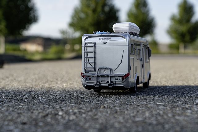 HYMER Modellauto Spielmobil / Camper Set B-Klasse Modern Comfort