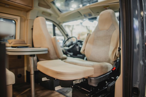 Carado Beinauflage/ Sitz-Zwischengestell 