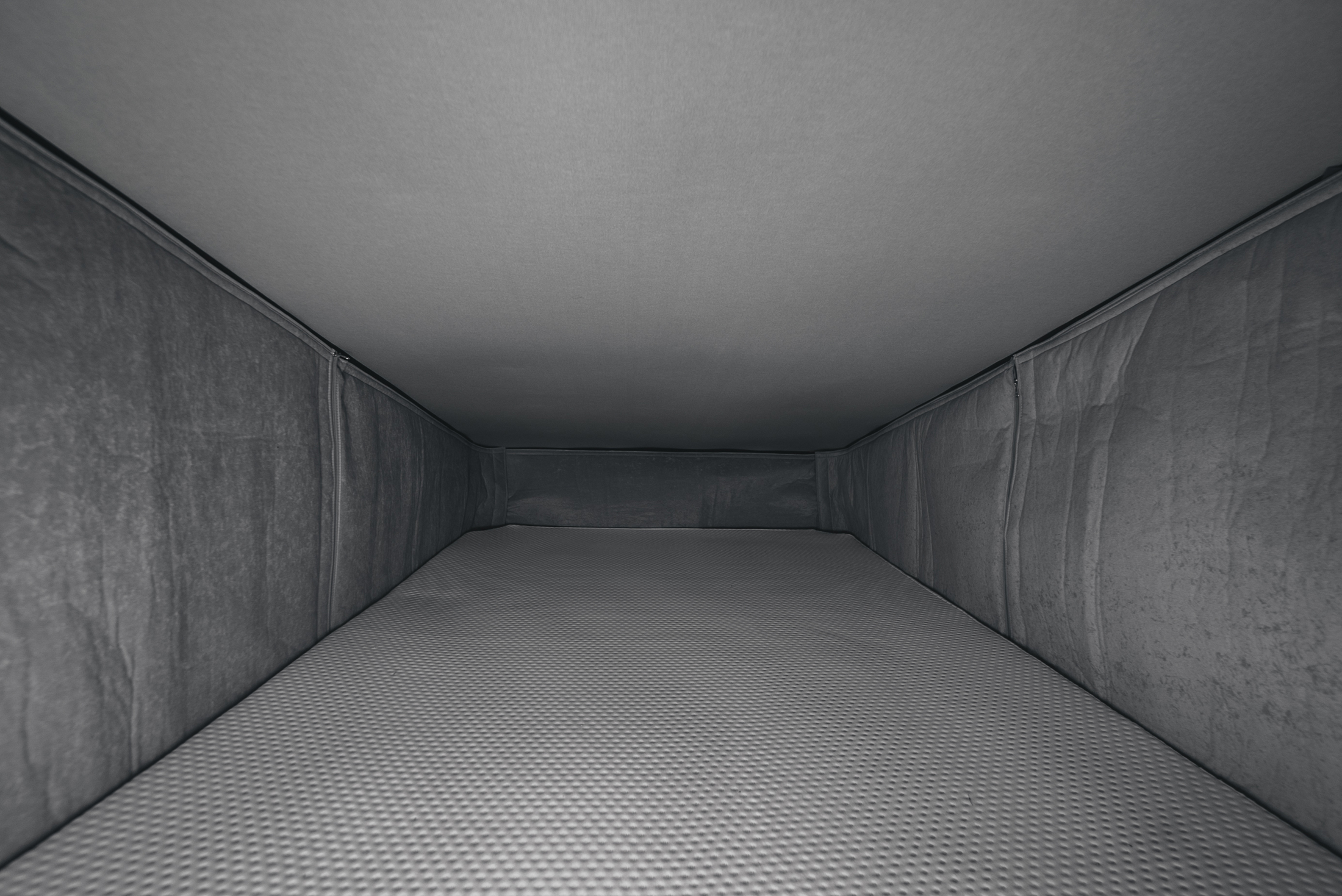 Carado Nachrüstset Schlafdachisolierung 4-teilig für Camper Van Schlafdach Fiat mit 180° Öffnung